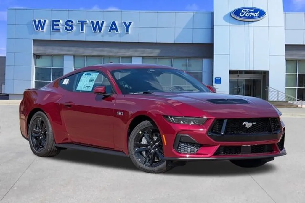 2025 Ford Mustang GT photo 1