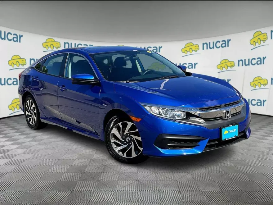 2018 Honda Civic EX photo 1