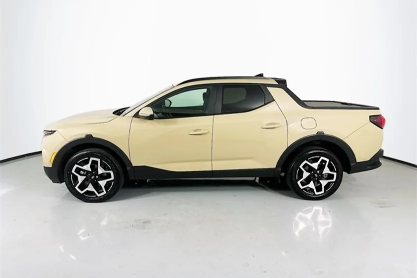 2024 Hyundai Santa Cruz Limited photo 1