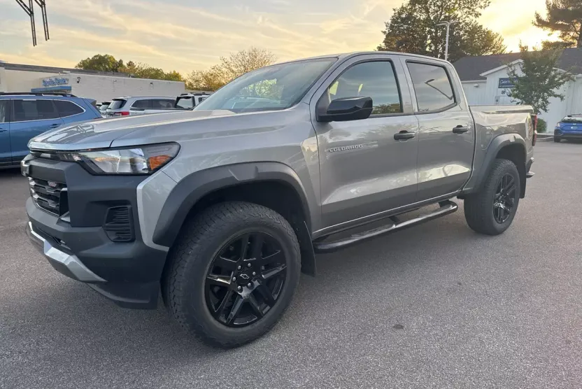 2023 Chevrolet Colorado Trail Boss photo 1