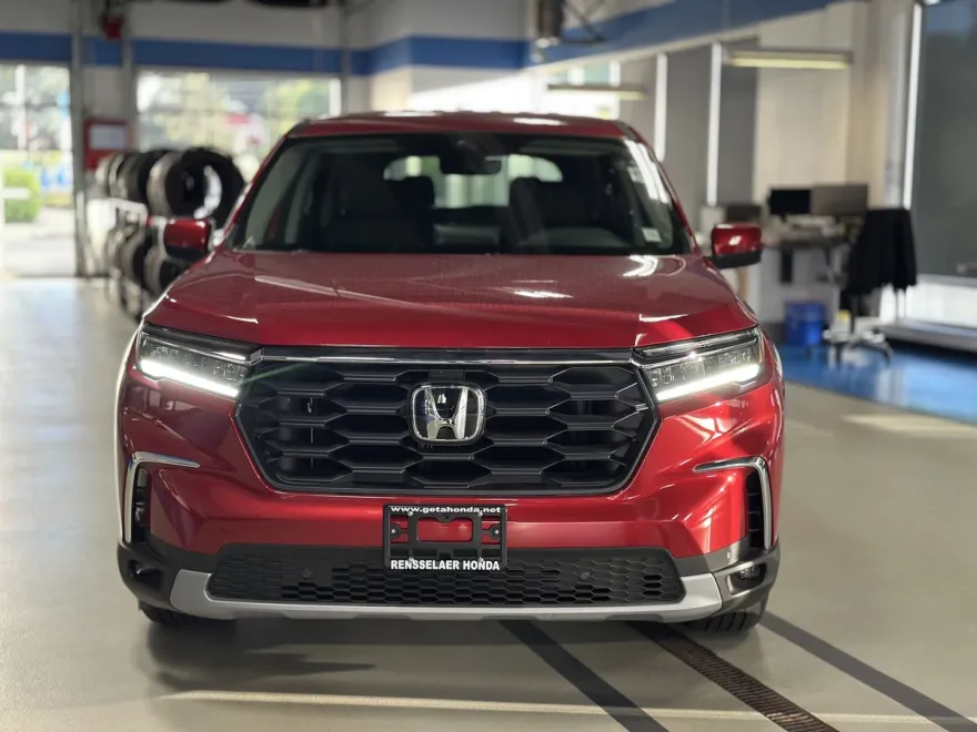 2025 Honda Pilot EX-L photo 1