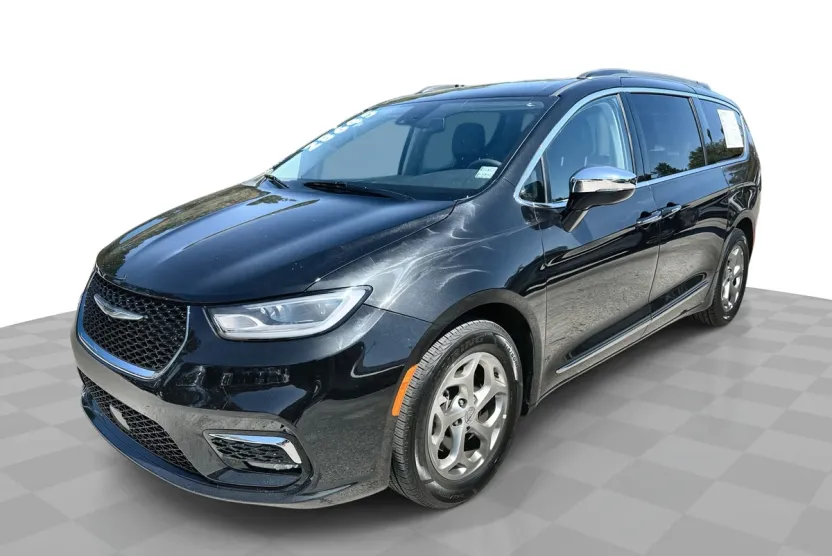 2023 Chrysler Pacifica Limited photo 1