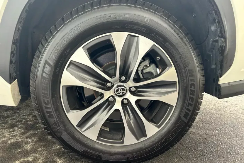 2023 Hyundai Santa Fe SEL photo 1