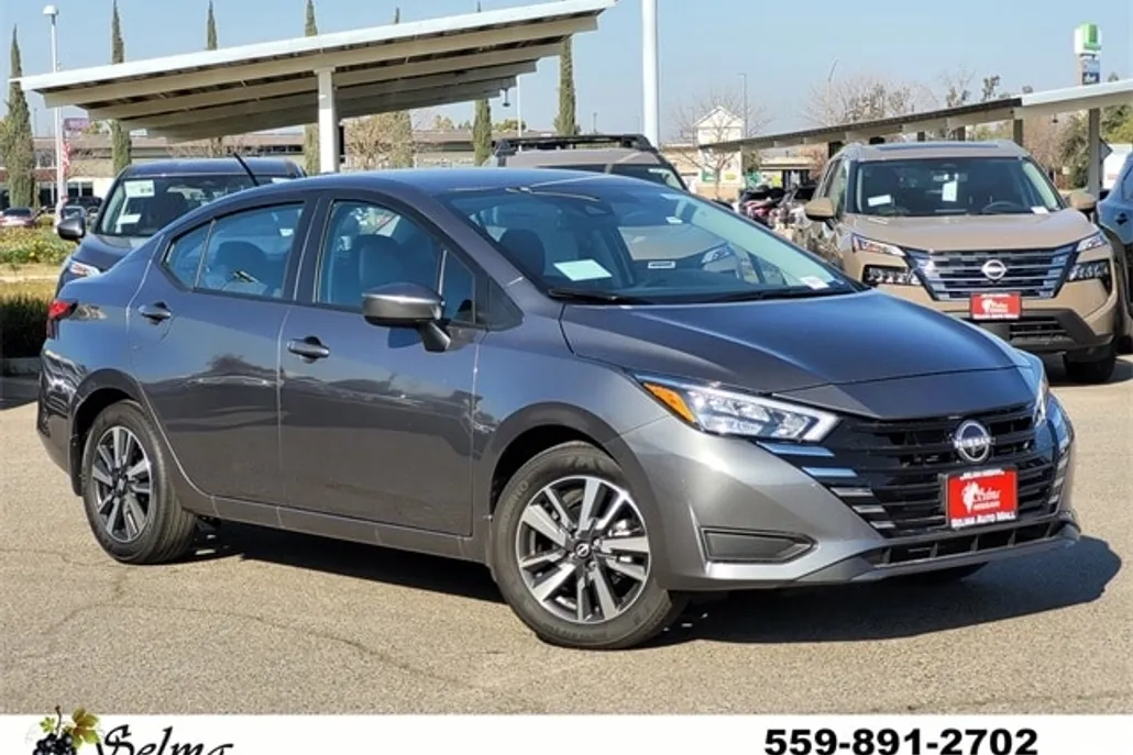 2025 Nissan Versa 1.6 SV photo 1