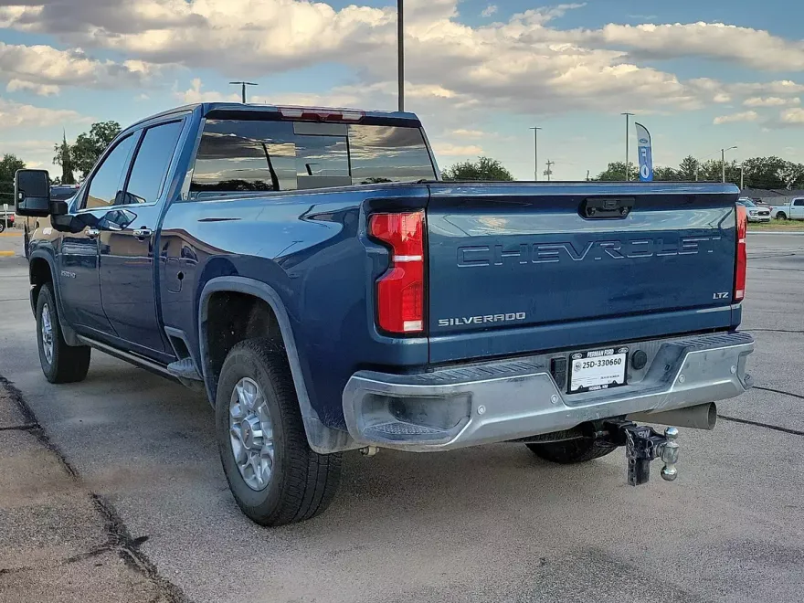 2025 Chevrolet Silverado 2500HD LTZ photo 1