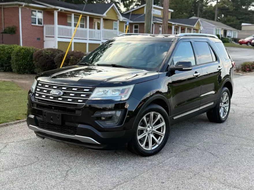 2016 Ford Explorer Limited Sport photo 1