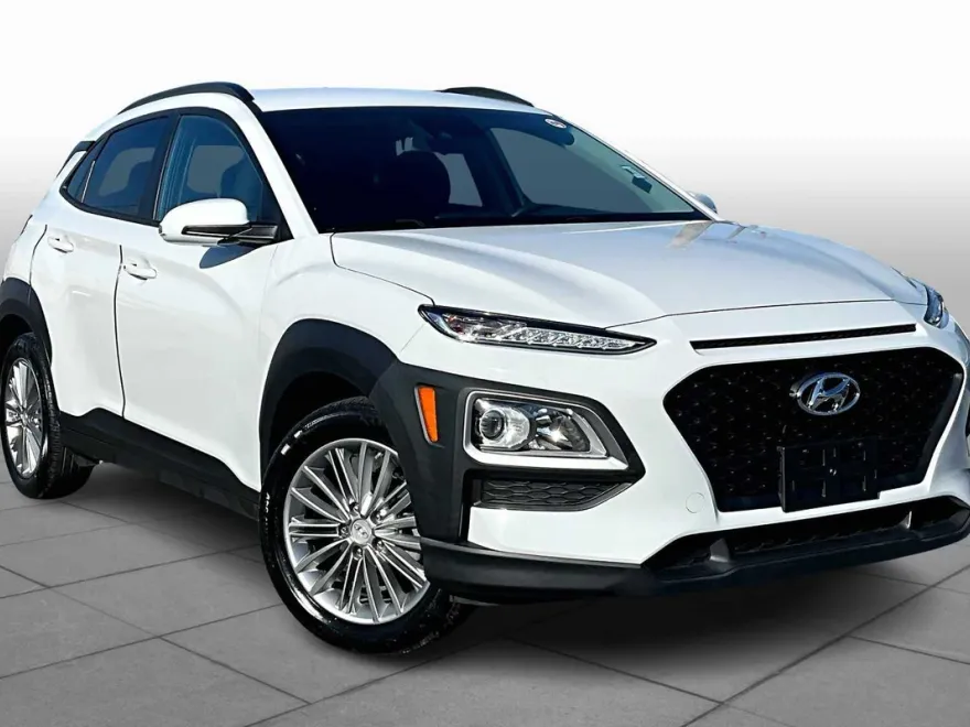 2021 Hyundai Kona SEL photo 1