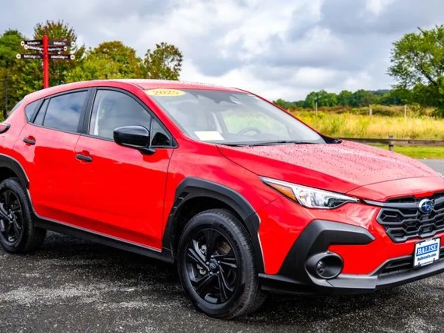 2025 Subaru Crosstrek Base photo 1