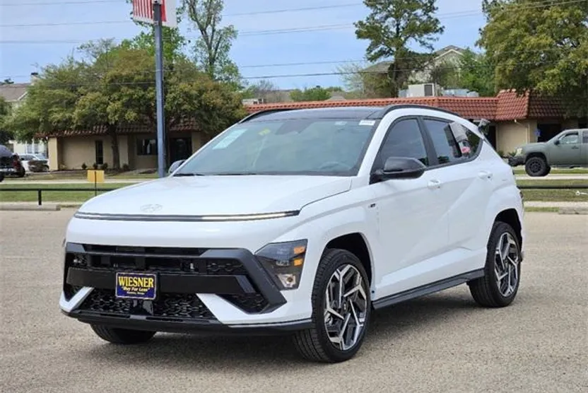 2024 Hyundai Kona N Line photo 1