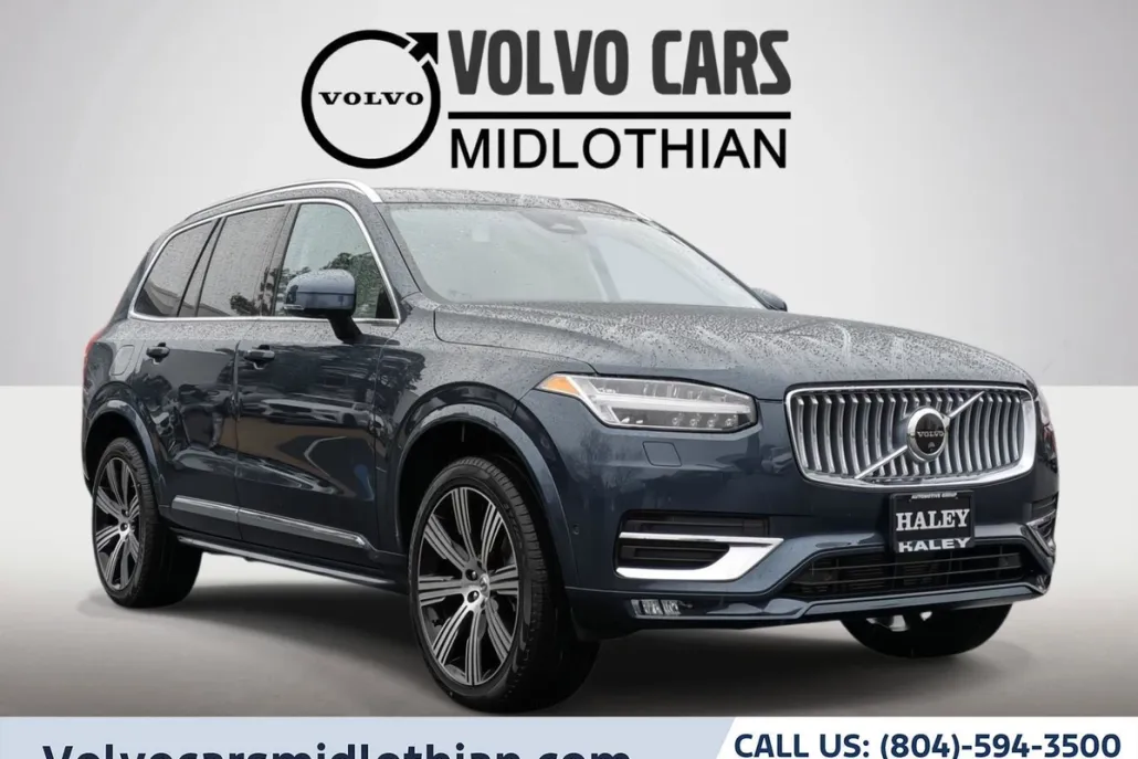 2024 Volvo XC90 Plus photo 1
