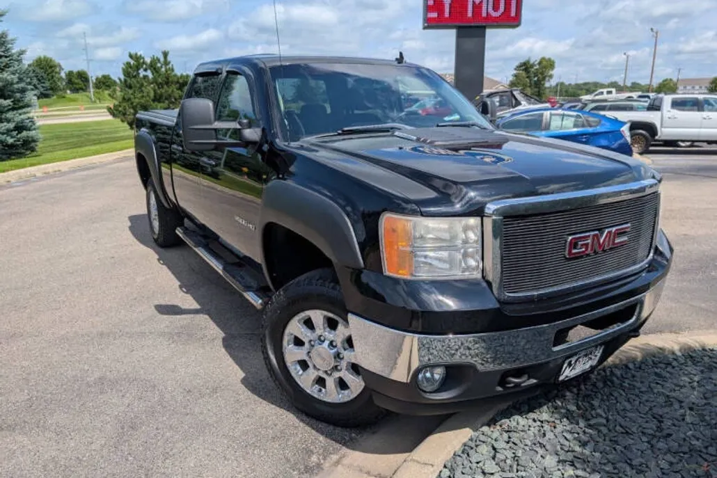 2012 Gmc Sierra SLE photo 1