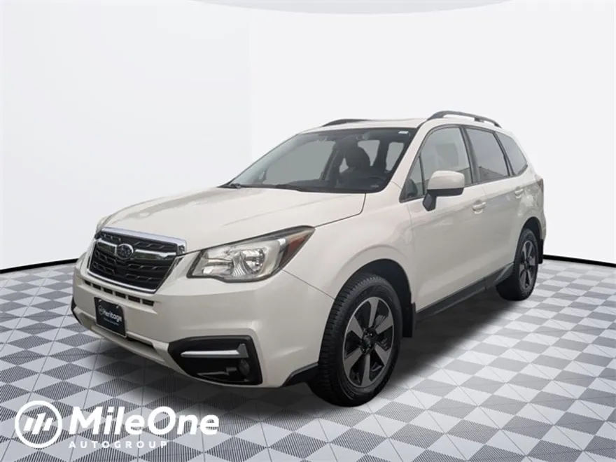 2017 Subaru Forester 2.5i Premium photo 1