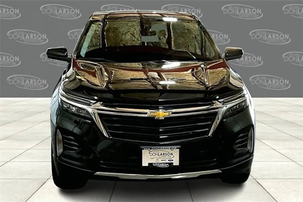 2024 Chevrolet Equinox LT photo 1
