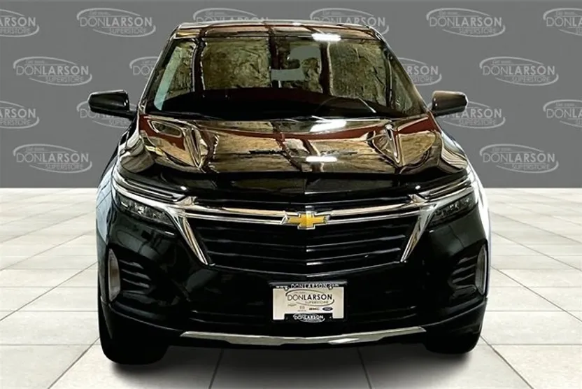 2024 Chevrolet Equinox LT photo 1