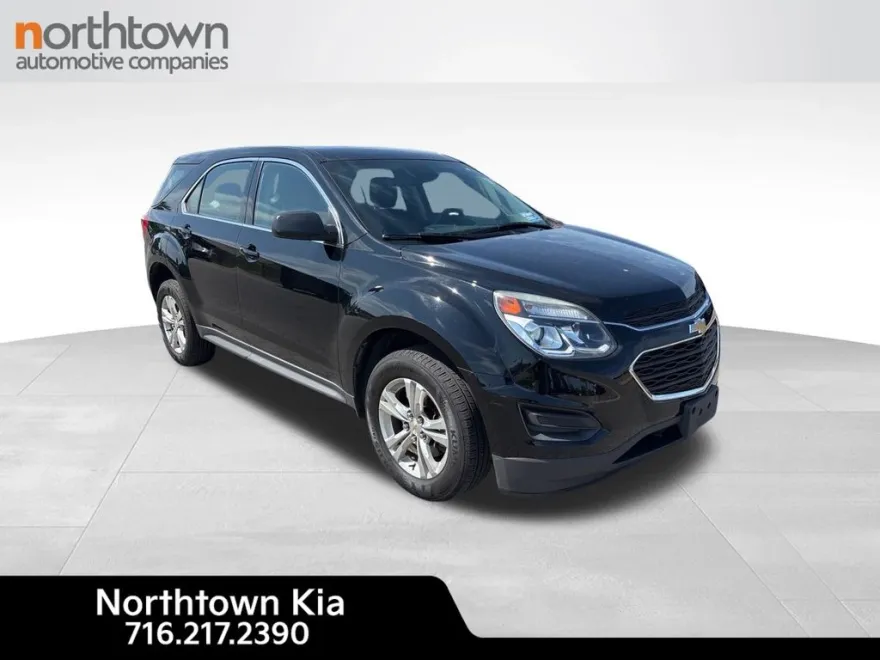 2017 Chevrolet Equinox LS photo 1