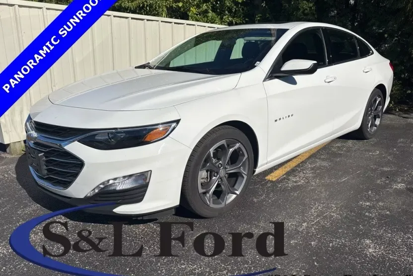 2024 Chevrolet Malibu 1LT photo 1