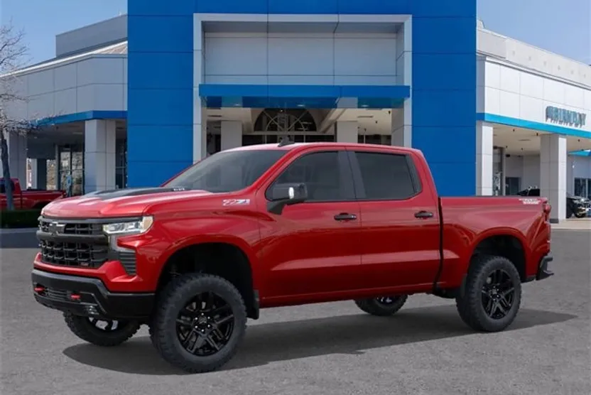 2026 Chevrolet Silverado Trail Boss LT photo 1