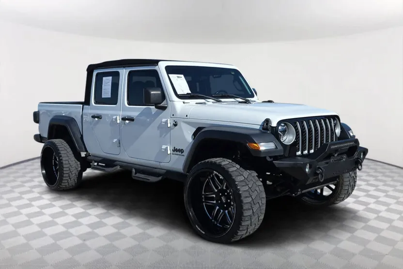 2020 Jeep Gladiator Sport S photo 1