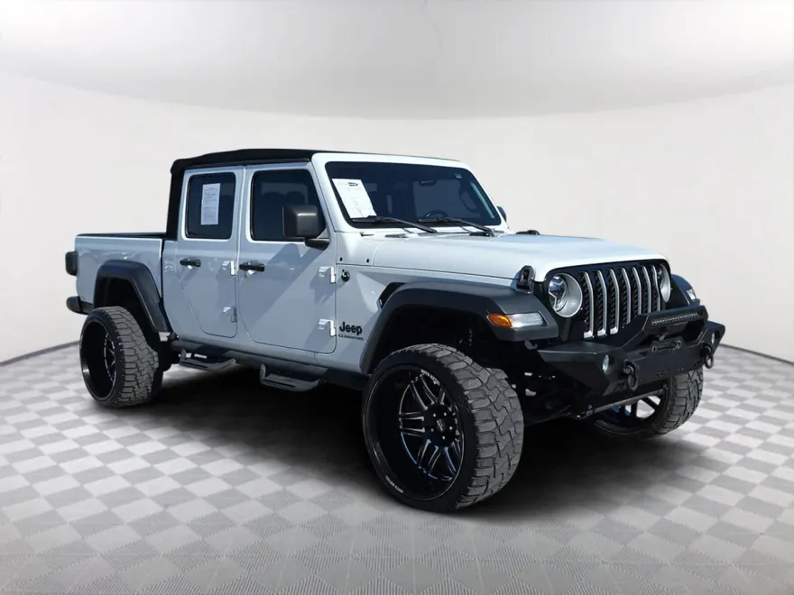 2020 Jeep Gladiator Sport S photo 1