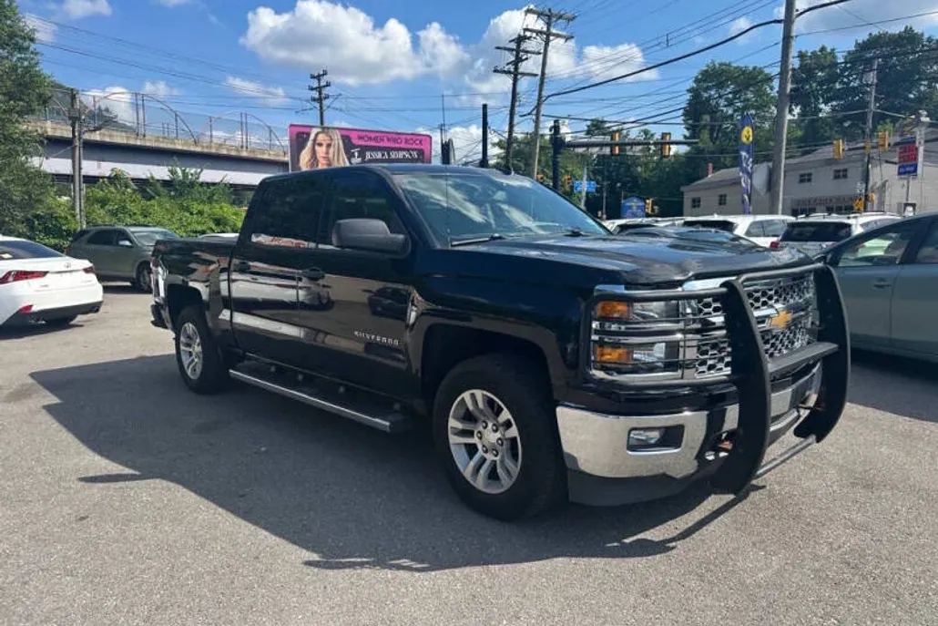 2014 Chevrolet Silverado 1500 LT photo 1
