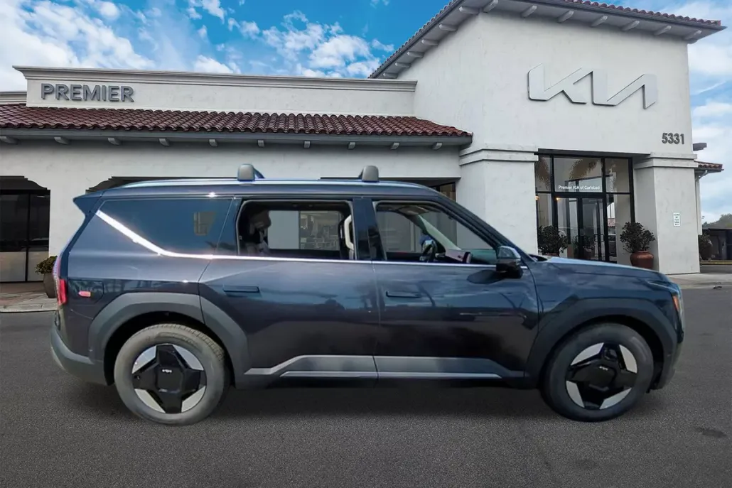 2026 Kia EV9 Wind photo 1