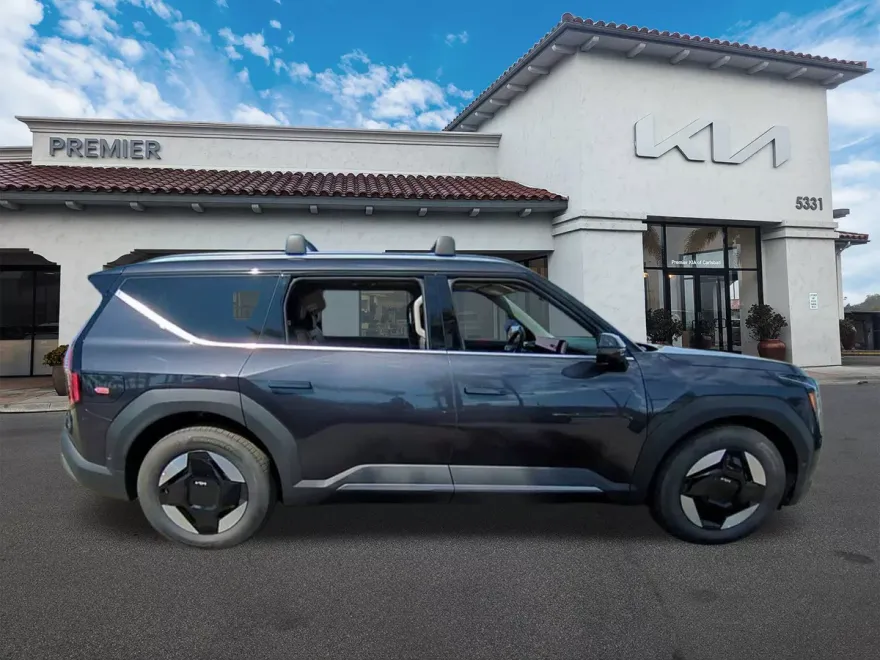 2026 Kia EV9 Wind photo 1