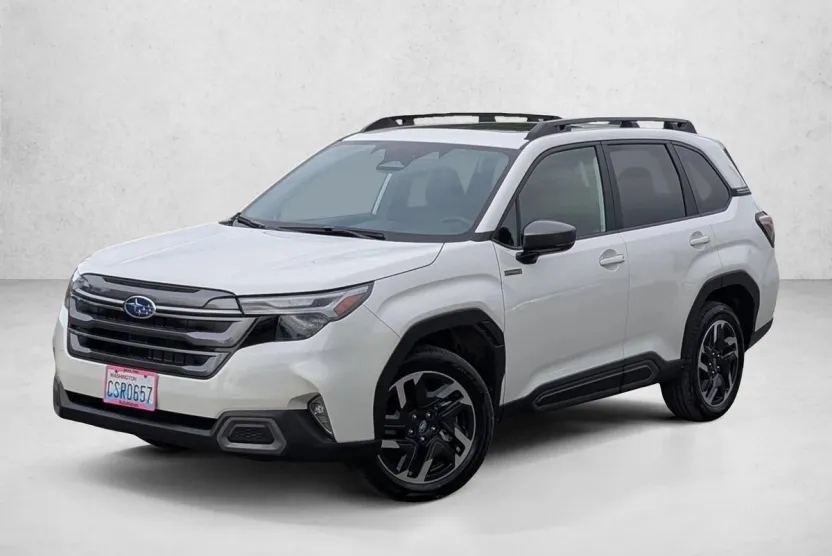 2025 Subaru Forester Limited photo 1