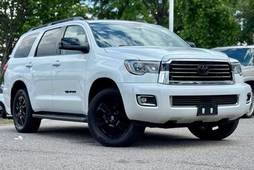 2022 Toyota Sequoia TRD Sport photo 1