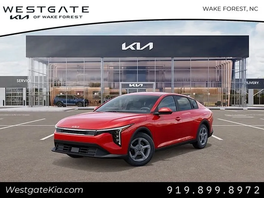 2025 Kia K4 LXS photo 1