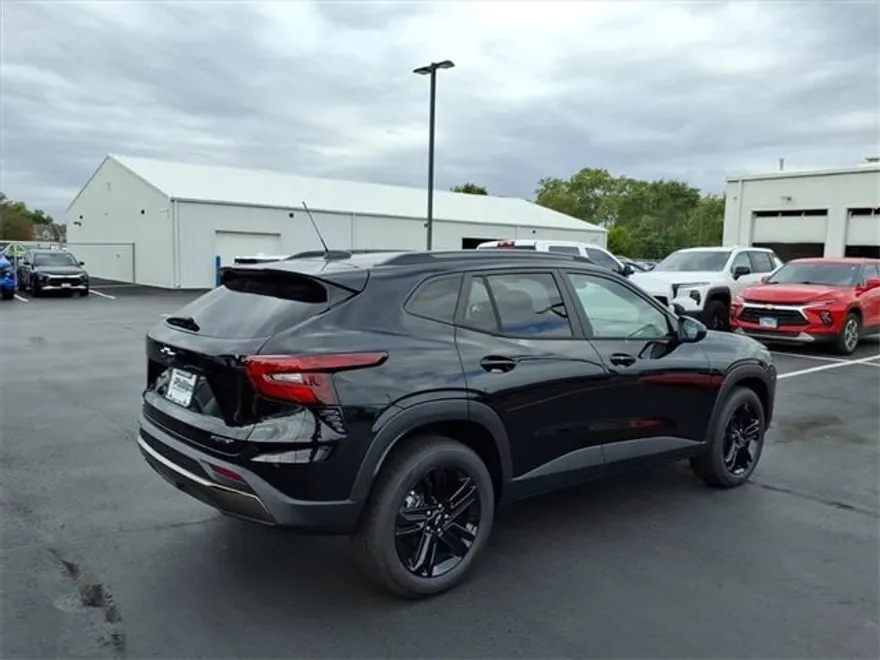 2026 Chevrolet Trax ACTIV photo 1