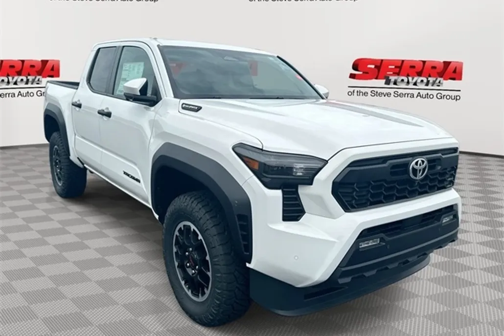2025 Toyota Tacoma TRD Off-Road 4x4 Double Cab photo 1