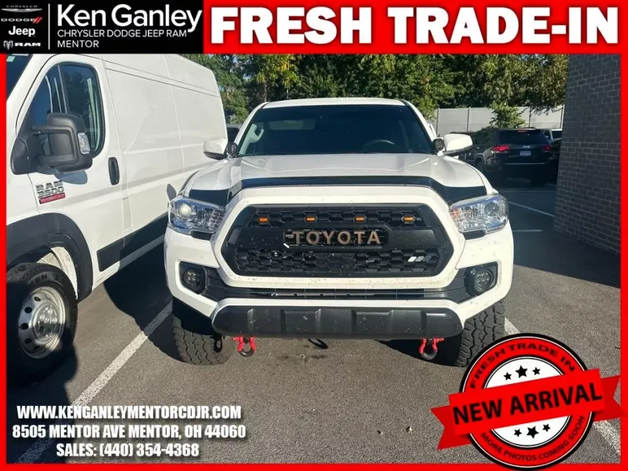 2023 Toyota Tacoma TRD Sport photo 1