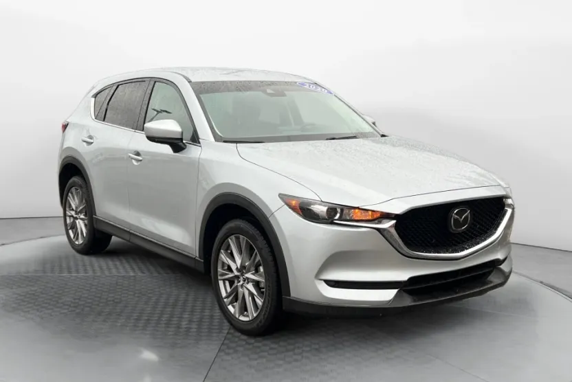 2020 Mazda CX-5 Touring photo 1