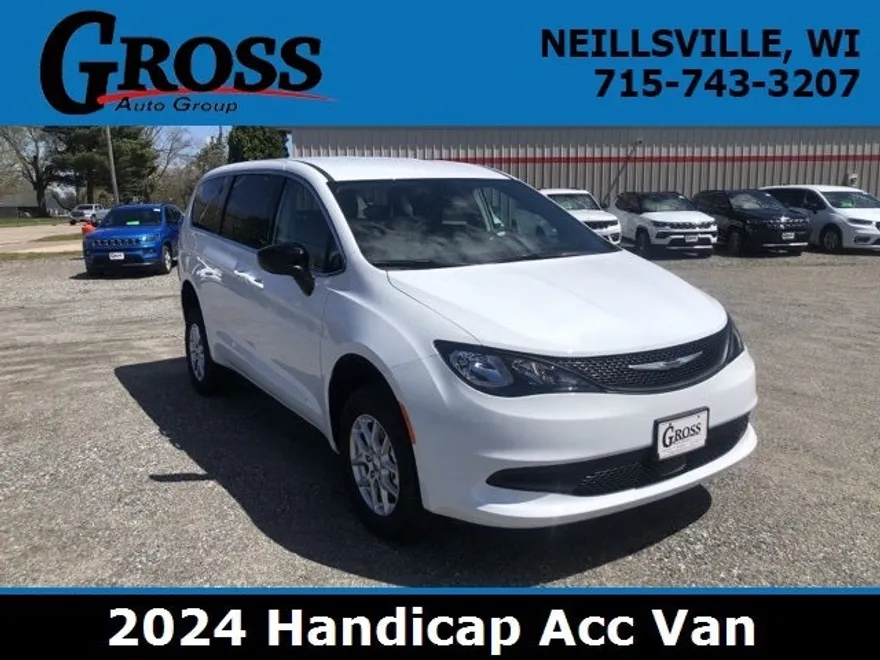2024 Chrysler Voyager LX photo 1