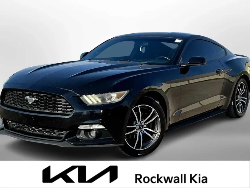2016 Ford Mustang photo 1