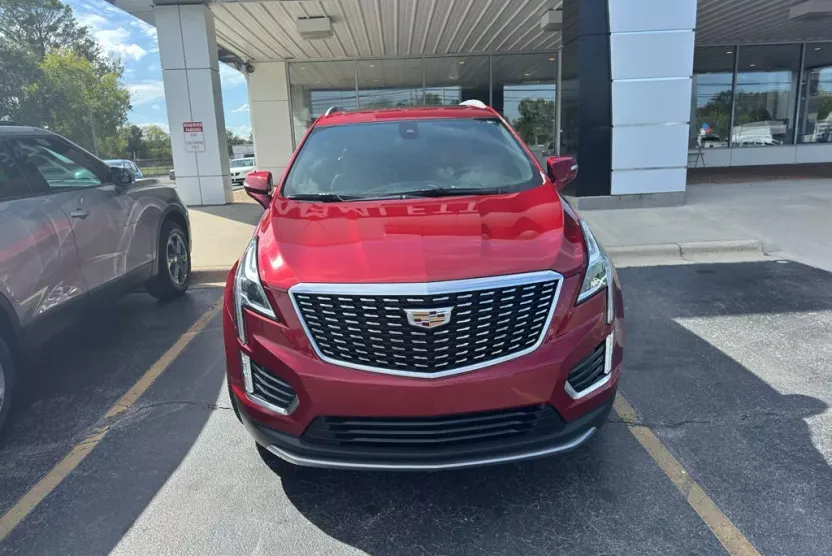 2020 Cadillac XT5 Premium Luxury photo 1
