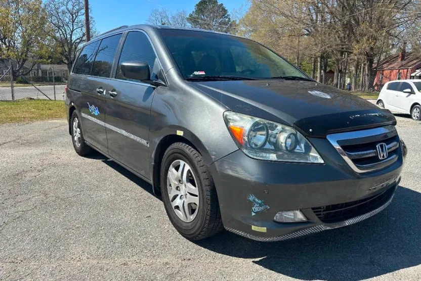 2007 Honda Odyssey Touring photo 1