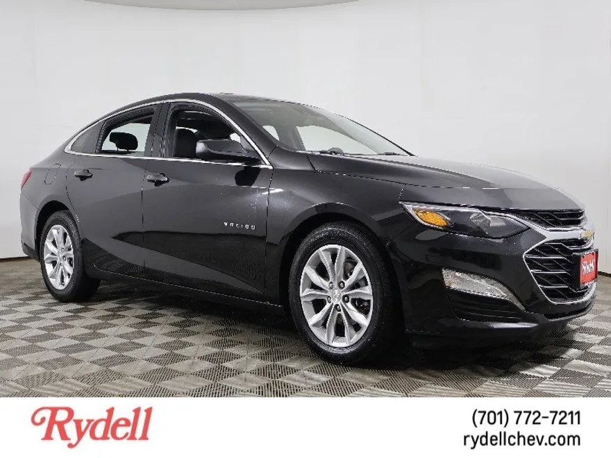 2024 Chevrolet Malibu 1LT photo 1