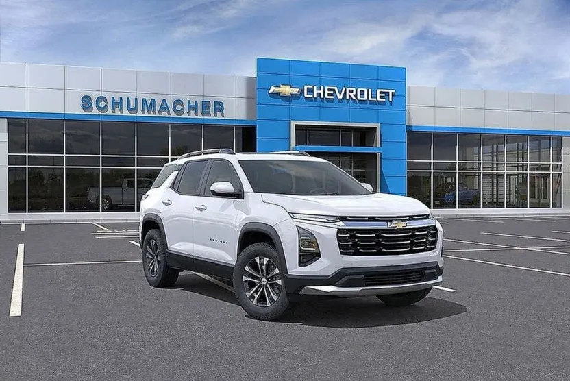 2026 Chevrolet Equinox LT photo 1