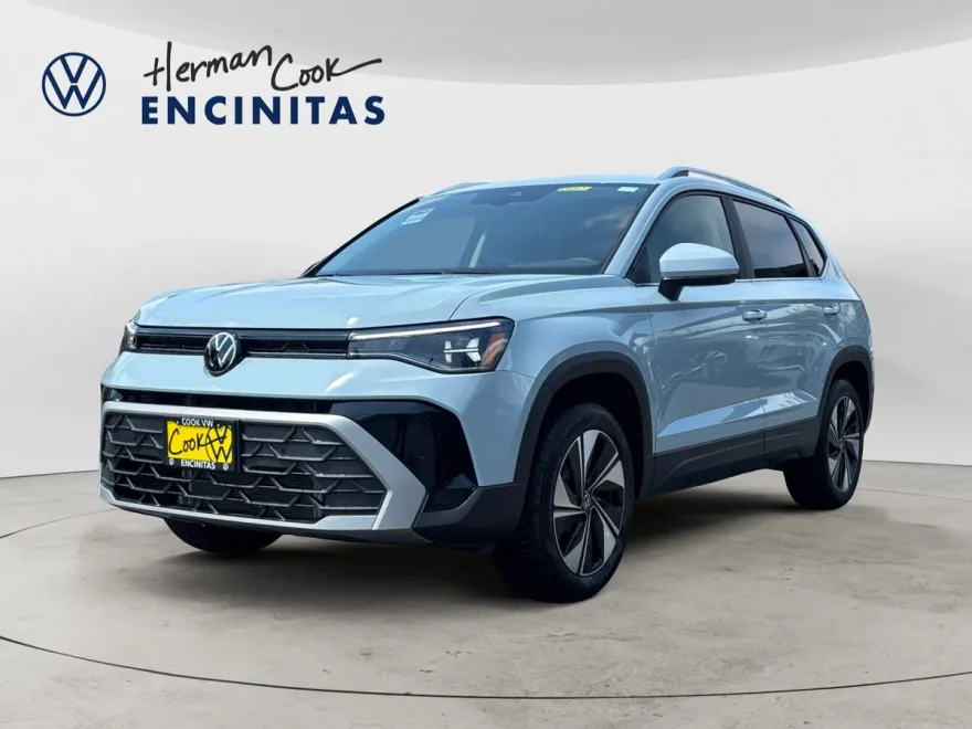 2025 Volkswagen Taos SE photo 1