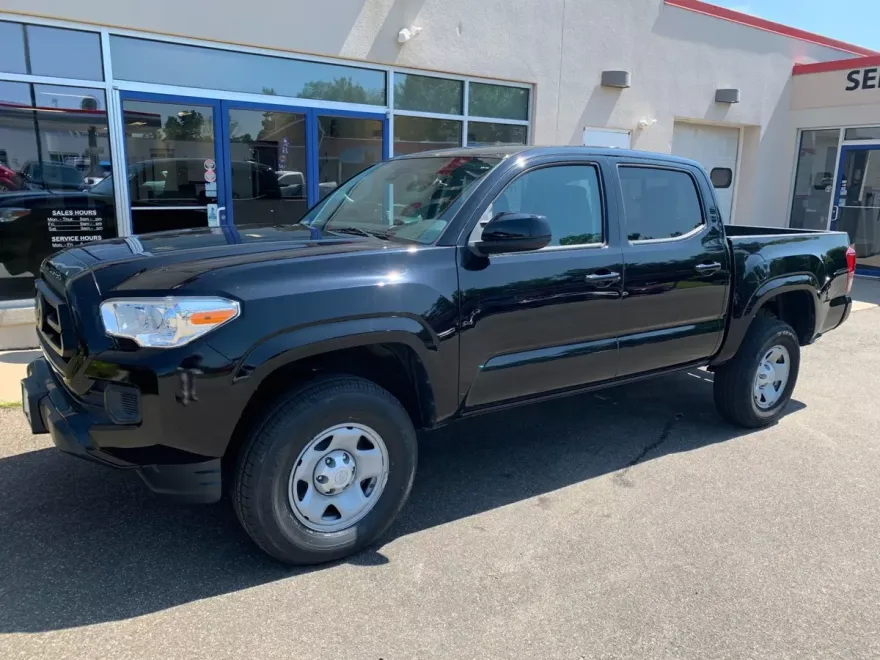 2021 Toyota Tacoma SR photo 1