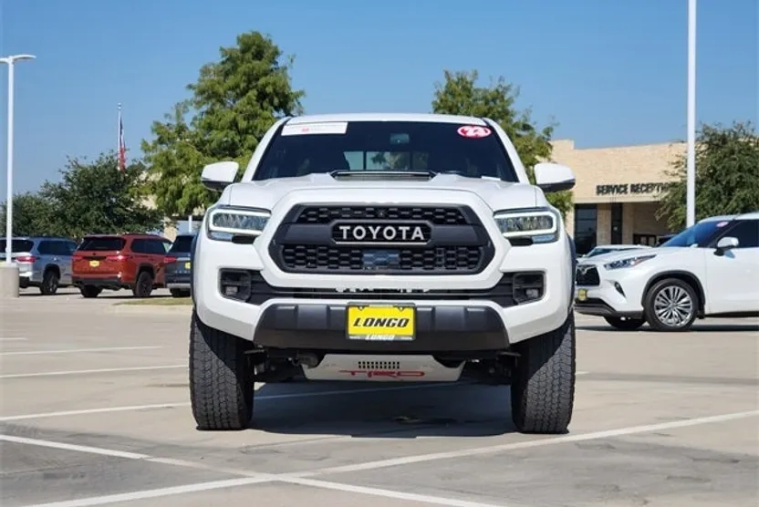 2023 Toyota Tacoma TRD Pro V6 photo 1