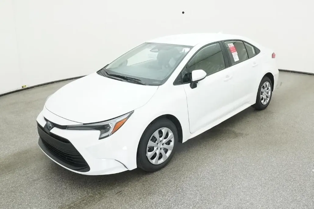 2025 Toyota Corolla Hybrid LE photo 1