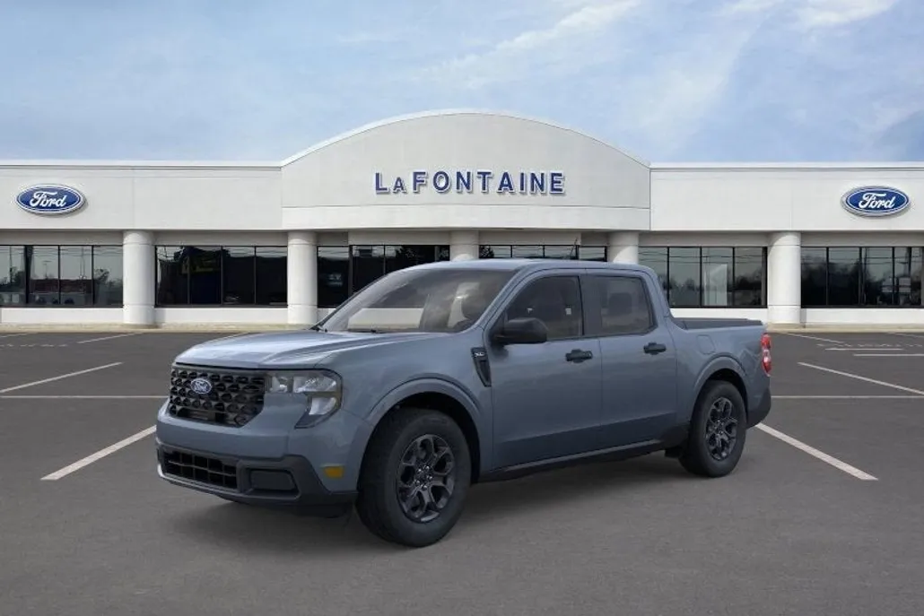 2025 Ford Maverick XLT photo 1