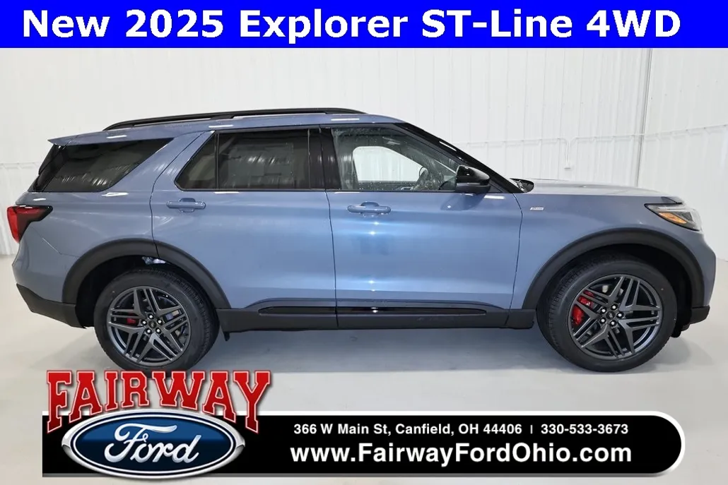 2025 Ford Explorer ST-Line photo 1