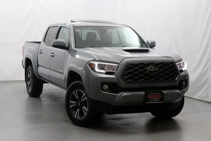 2019 Toyota Tacoma TRD Sport photo 1
