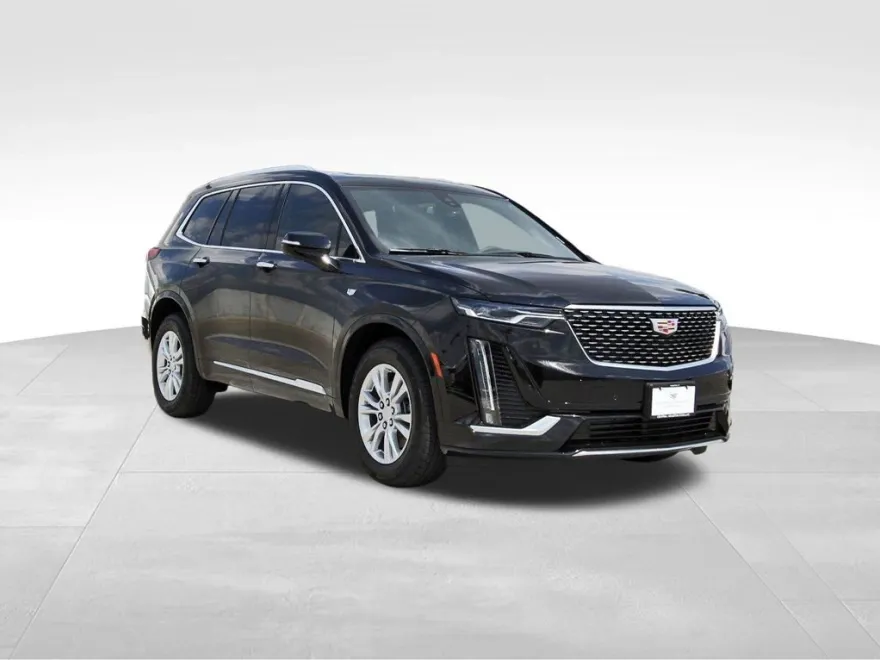 2025 Cadillac XT6 Luxury photo 1