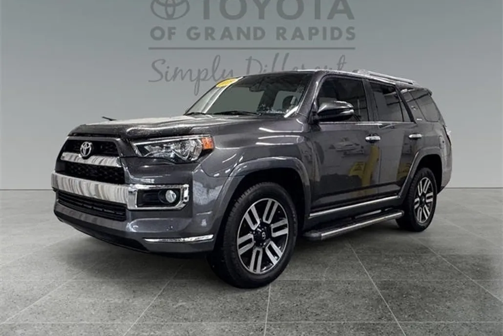 2019 Toyota 4Runner Limited photo 1