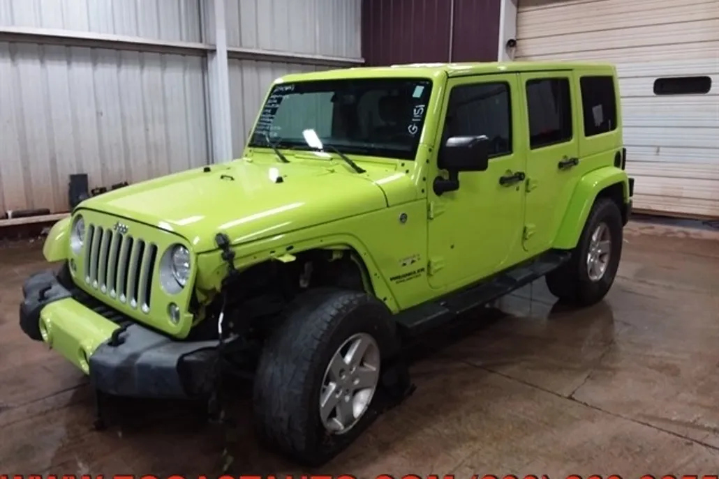 2016 Jeep Wrangler Unlimited Sahara photo 1