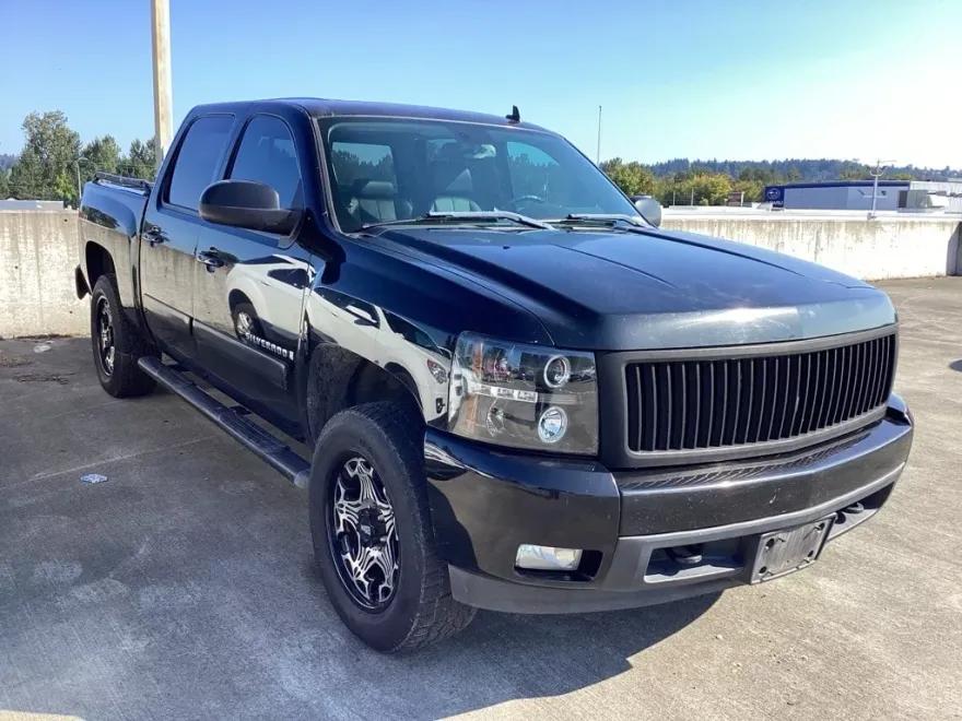 2008 Chevrolet Silverado 1500 LTZ photo 1